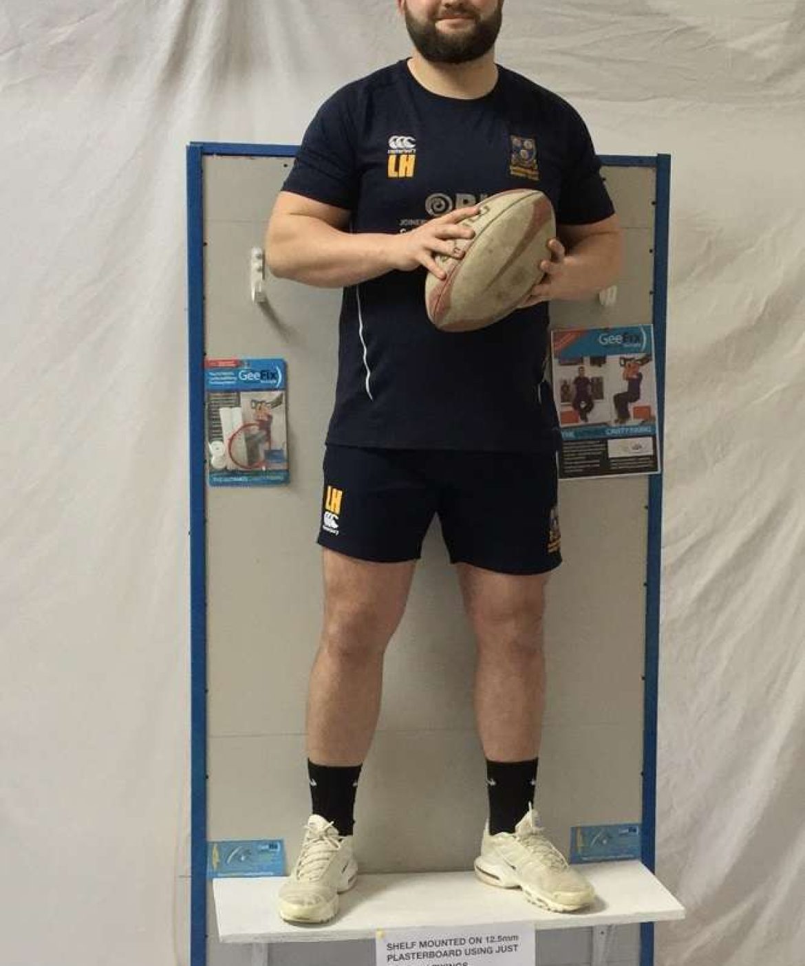 “The Beast” of plasterboard fixings tackles a rugby behemoth